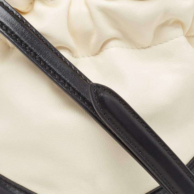 Pre Owned Alexander McQueen Black/White Leather The Soft Curve Bucket Bag