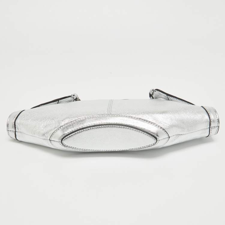Pre Owned Alexander McQueen Silver Leather De Manta Clutch