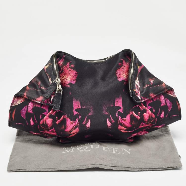 Pre Owned Alexander McQueen Black/Magenta Floral Print Satin De Manta Clutch
