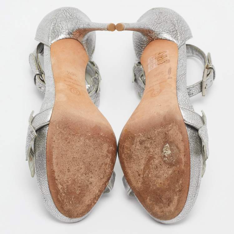 Pre Owned Alexander McQueen Metallic Silver Textured Leather Ivy Leaf Embellished Open Toe Sandals Size 36.5