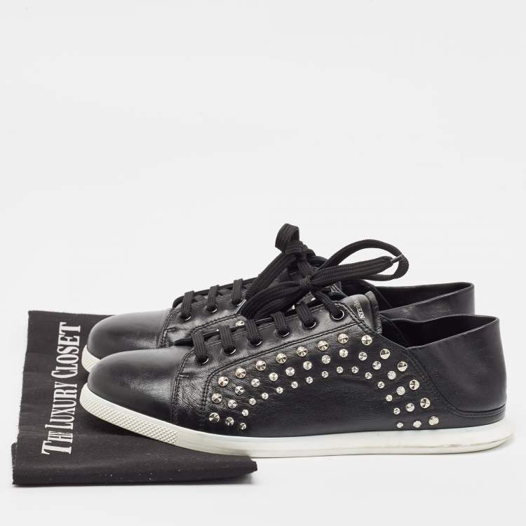 Pre Owned Alexander McQueen Black Leather Studded Low Top Sneakers Size 40