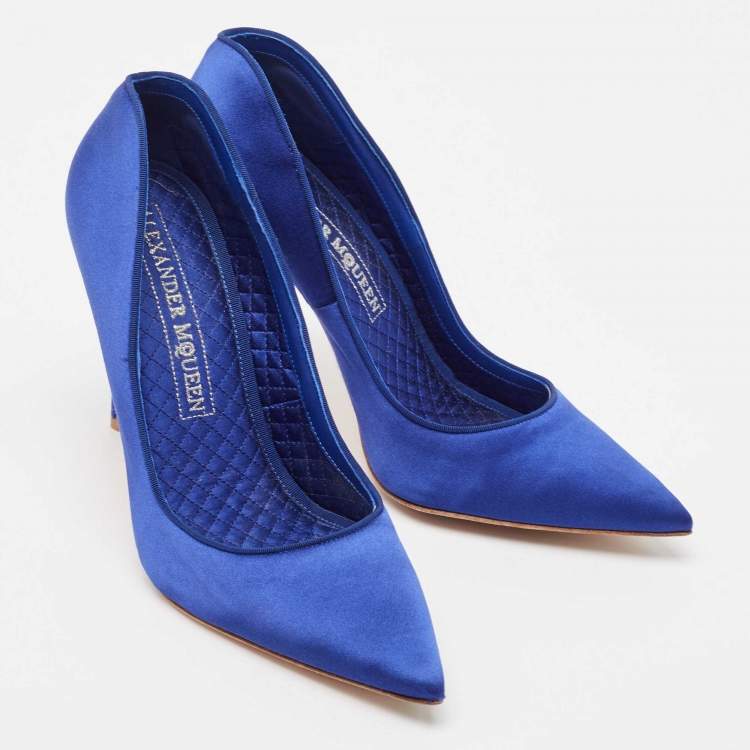 Pre Owned Alexander McQueen Electric Blue Satin Pointed Toe Pumps Size 38.5