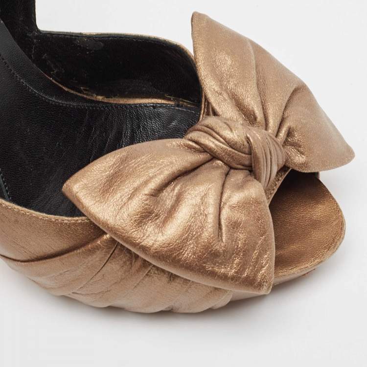 Pre Owned Alexander McQueen Gold Leather Peep Toe Pumps Size 37.5
