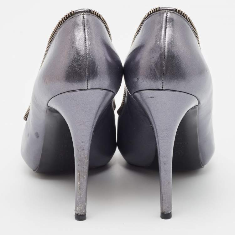 Pre Owned Alexander McQueen Metallic Leather Peep Toe Pumps Size 38