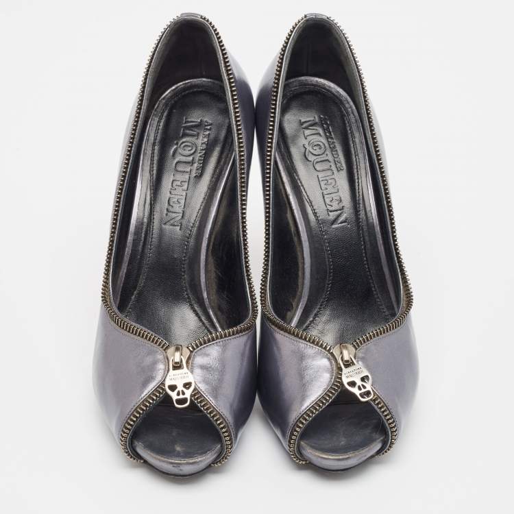 Pre Owned Alexander McQueen Metallic Leather Peep Toe Pumps Size 38
