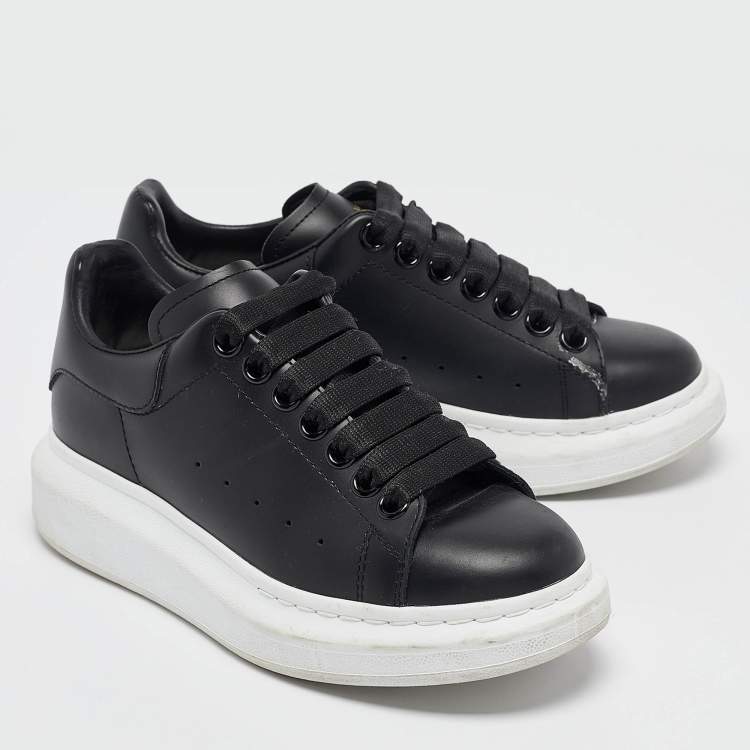 Pre Owned Alexander McQueen Black Leather Larry Sneakers Size 35