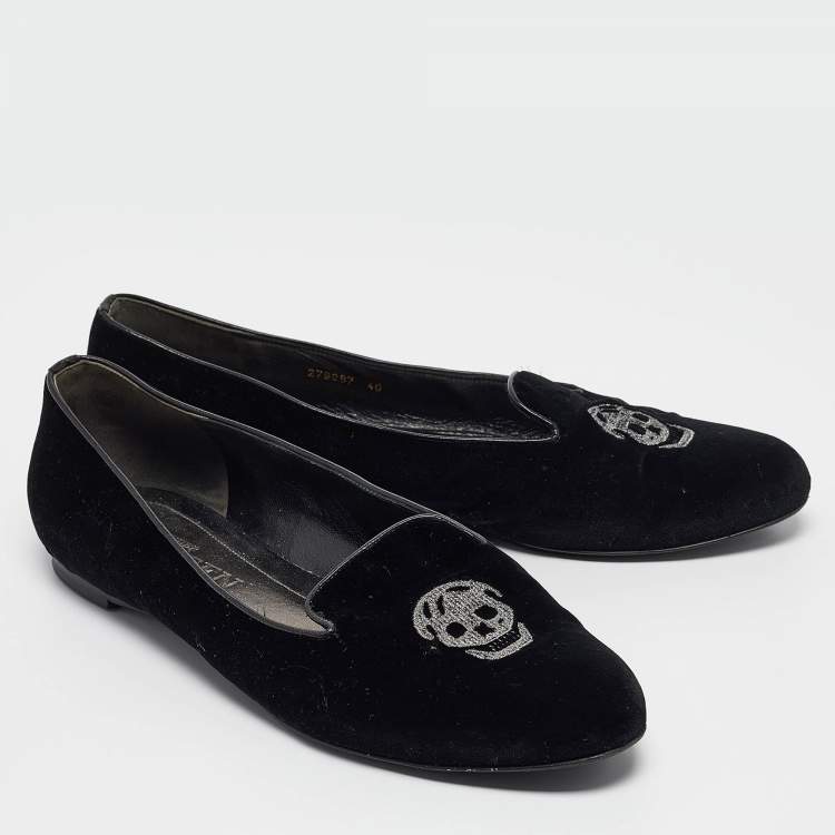 Pre Owned Alexander McQueen Black Velvet Skull Embroidered Smoking Slippers Size 40