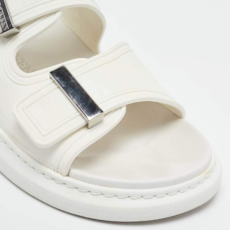 Pre Owned Alexander McQueen White Rubber Hybrid Chelsea Flat Sandals Size 37.5