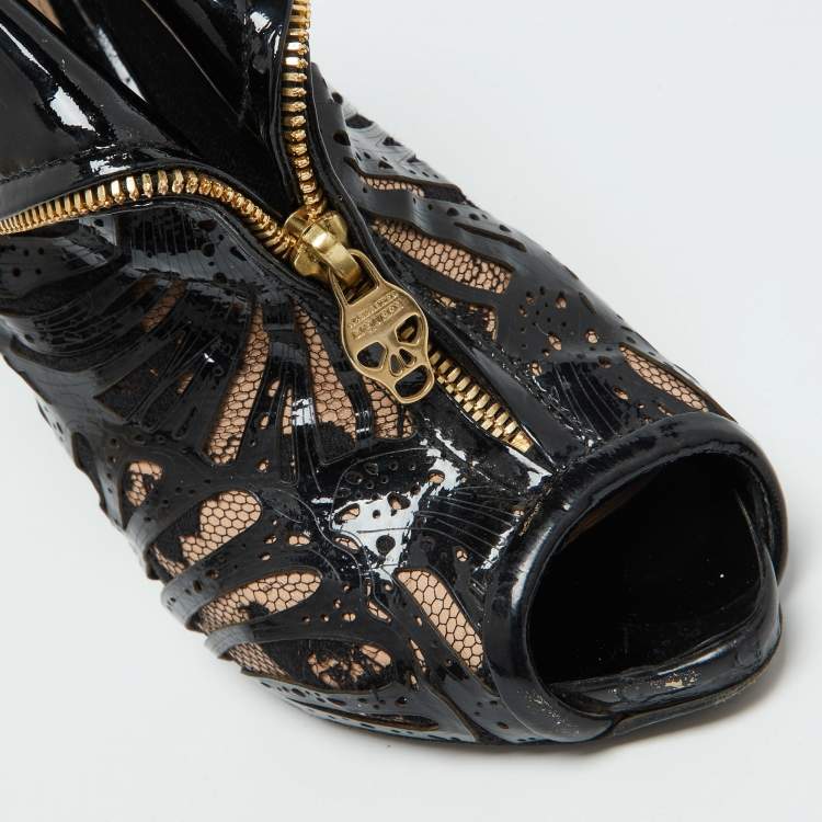 Pre Owned Alexander McQueen Black/Beige Patent Leather and Mesh Faithful Ankle Booties Size 38.5