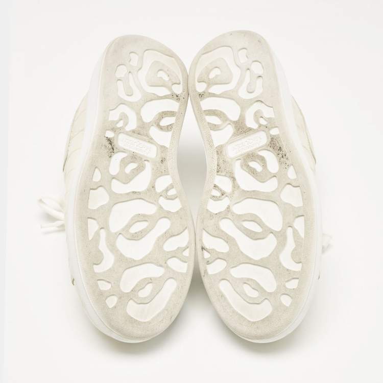 مملوكة مسبقًا Alexander McQueen Cream Croc Embossed Leather Oversized Low Top Sneakers Size 37.5