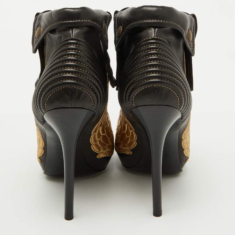 Pre Owned Alexander McQueen Black Leather Wings Embroidered Faithful Ankle Length Boots Size 39