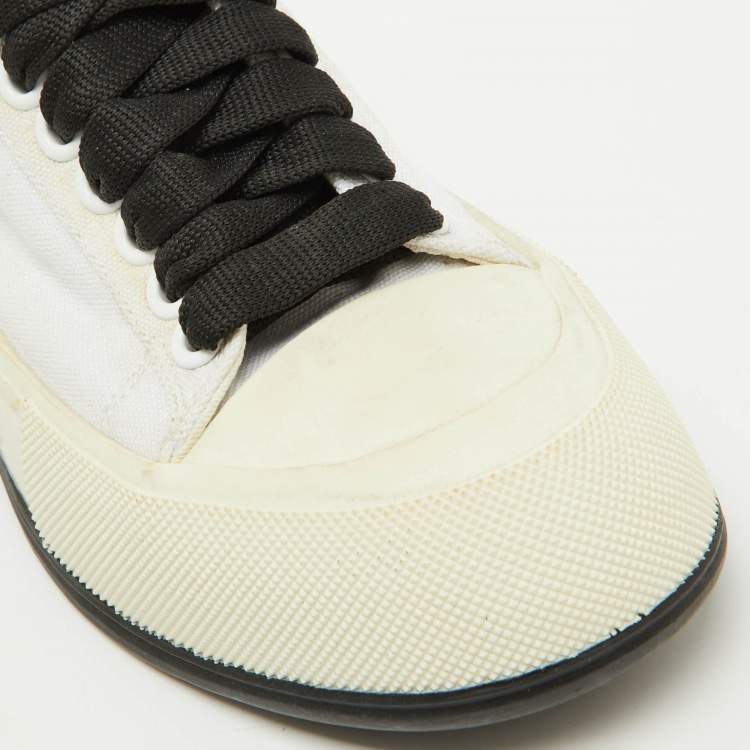 Pre Owned Alexander McQueen White/Black Canvas Tread Slick Sneakers Size 36