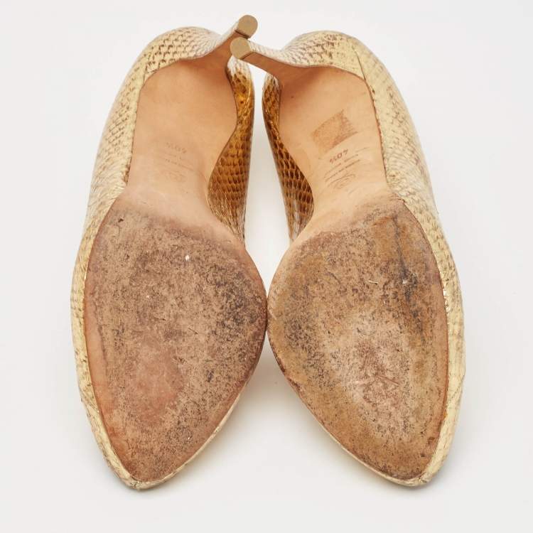 Pre Owned Alexander McQueen Gold Python Embossed Leather Heart Peep Toe Pumps Size 40.5