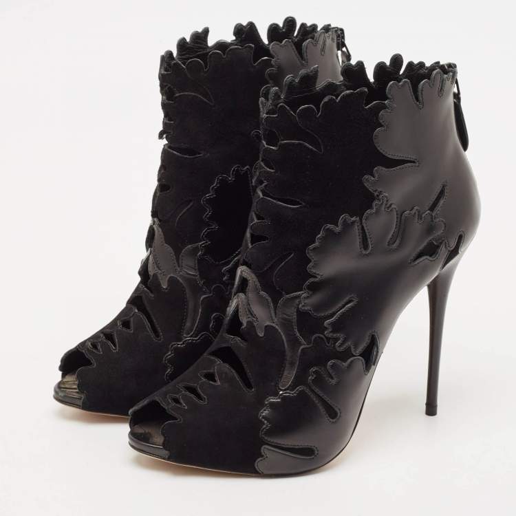 Pre Owned Alexander McQueen Black Leather and Suede Ankle Length Boots Size 38