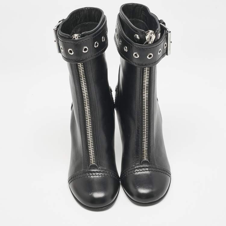 Pre Owned Alexander McQueen Black Buckled Leather Ankle Boots Size 38