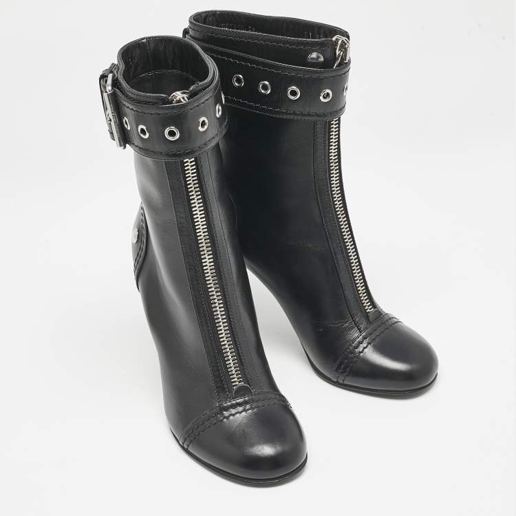 Pre Owned Alexander McQueen Black Buckled Leather Ankle Boots Size 38