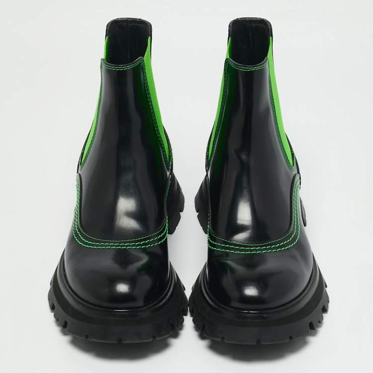 Pre Owned Alexander McQueen Black/Green Leather Wander Chelsea Ankle Length Boots Size 38