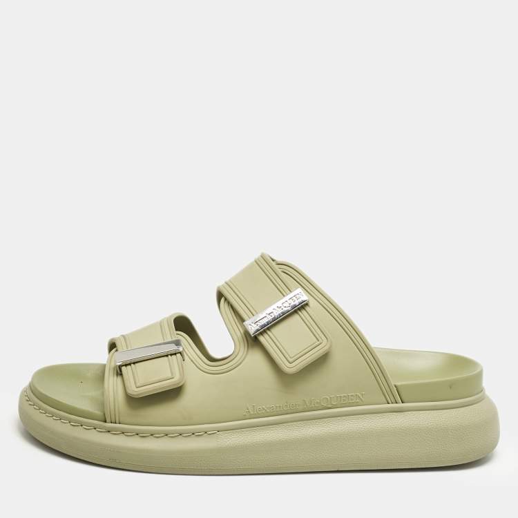 Pre Owned Alexander McQueen Green Rubber Logo Embossed Slide Sandals Size 40