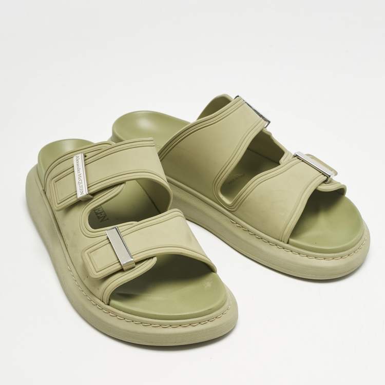 Pre Owned Alexander McQueen Green Rubber Logo Embossed Slide Sandals Size 40