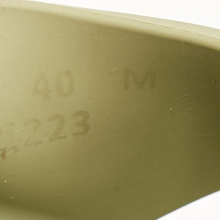 Pre Owned Alexander McQueen Green Rubber Logo Embossed Slide Sandals Size 40