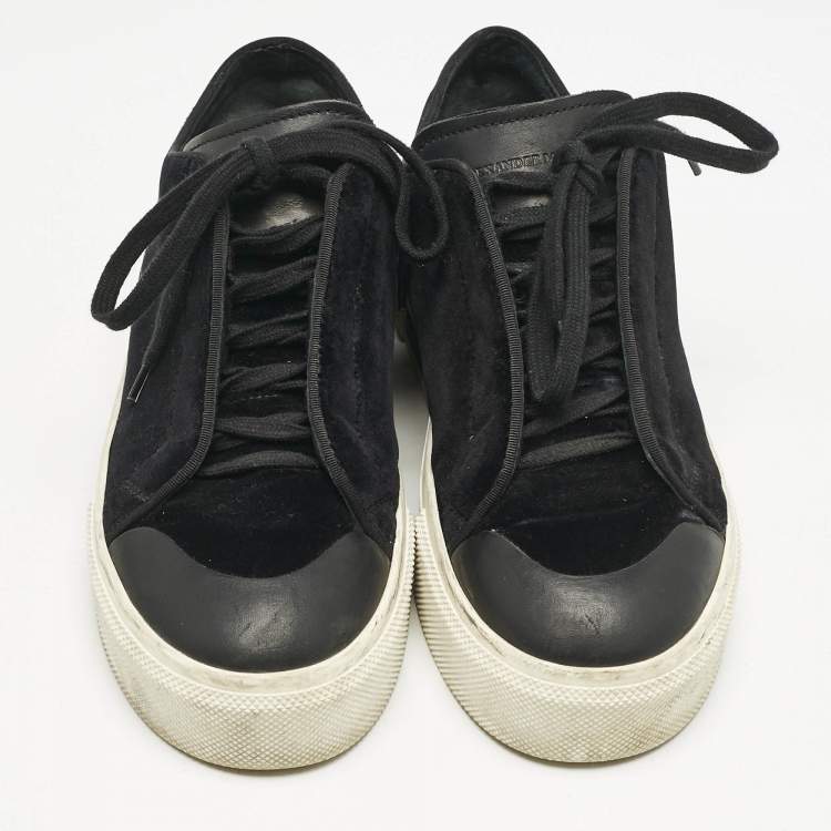 Pre Owned Alexander McQueen Black Velvet and Leather Lace Low Top Sneakers Size 38