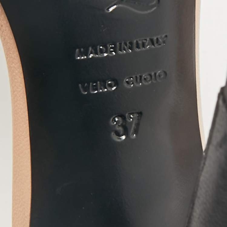 Pre Owned Alexander McQueen Beige/Black Leather Ankle Strap Sandals Size 37