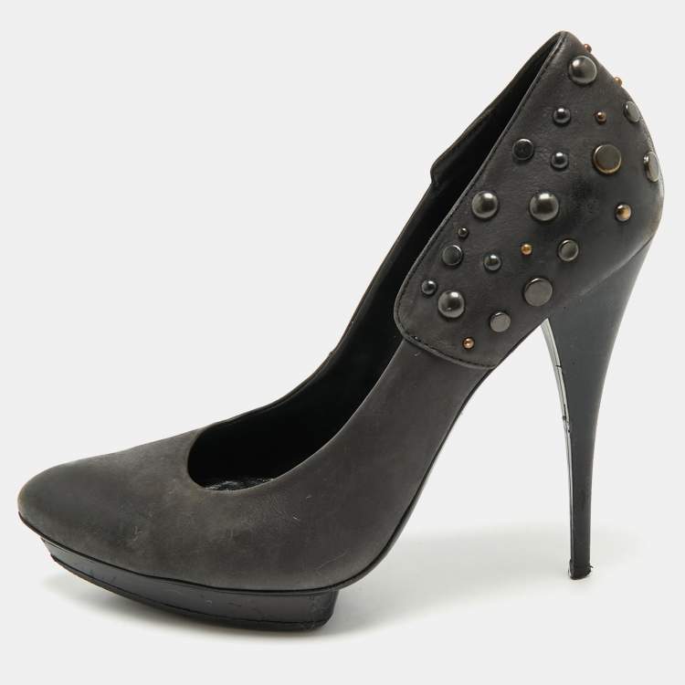 Pre Owned Alexander McQueen Black Leather Studded Platform Pumps Size 40