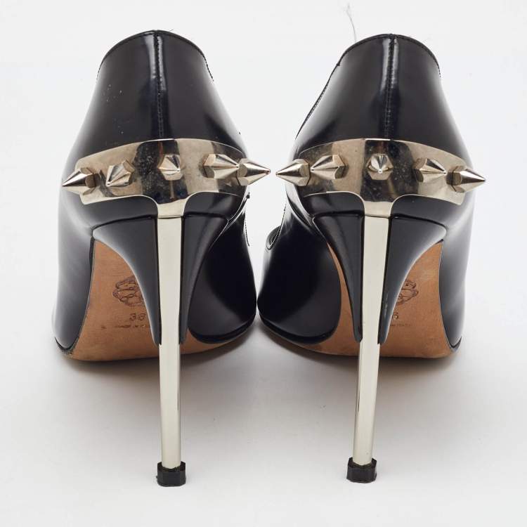 Pre Owned Alexander McQueen Black Leather Spike Pointed Toe Pumps Size 36