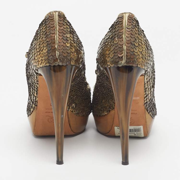 Pre Owned Alexander McQueen Gold Sequins Horn Heel Platform Pumps Size 40