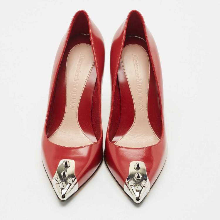 Pre Owned Alexander McQueen Red Leather Spike Pointed Toe Pumps Size 38