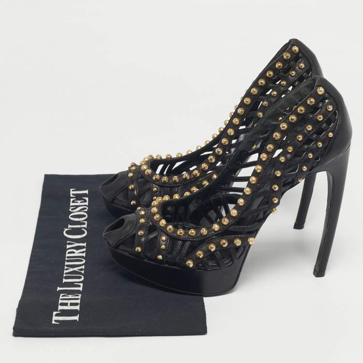 Pre Owned Alexander McQueen Black Cutout Studded Pumps Size 37