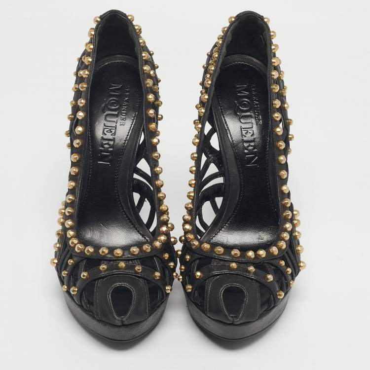Pre Owned Alexander McQueen Black Cutout Studded Pumps Size 37