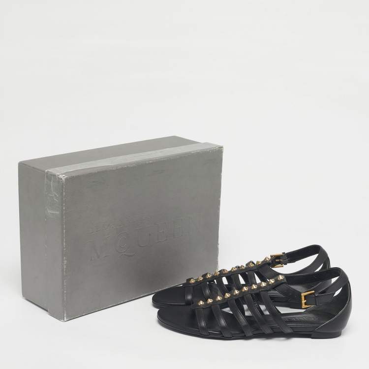 Pre Owned Alexander McQueen Black Leather Studded Flat Sandals Size 38
