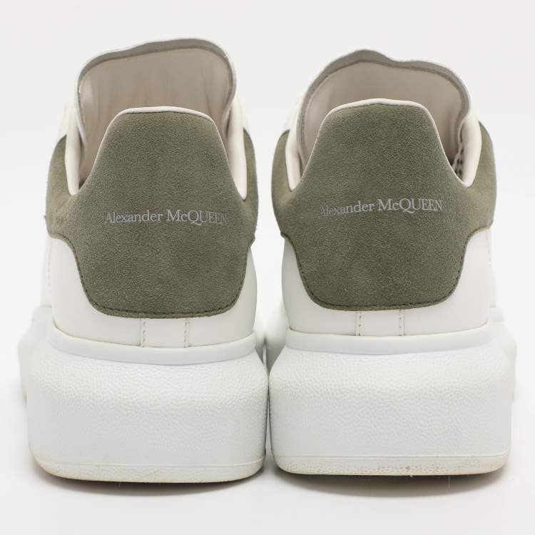 مملوكة مسبقًا Alexander McQueen White Leather and Suede Oversized Low Top Sneakers Size 39