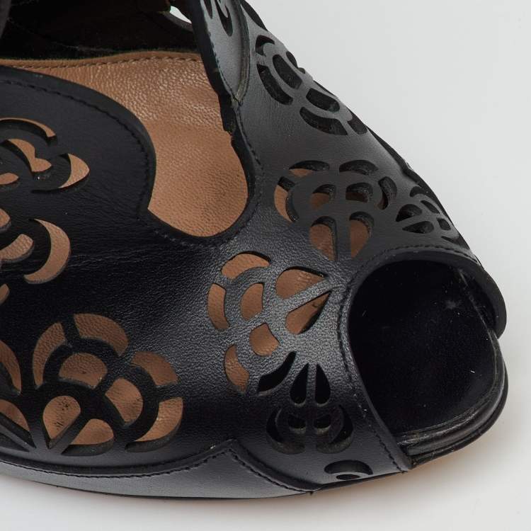 Pre Owned Alexander McQueen Black Leather Floral Lasecut Booties Size 36