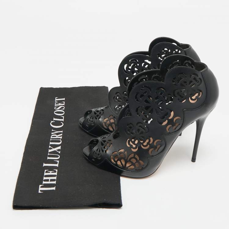 Pre Owned Alexander McQueen Black Floral Laser Cut Leather Peep Toe Booties Size 35