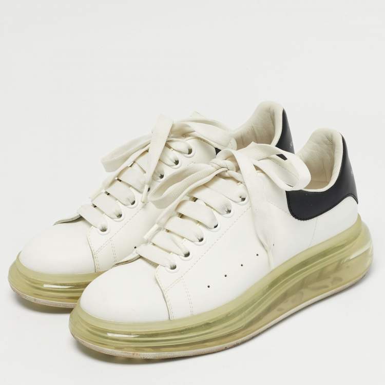 مملوكة مسبقًا Alexander McQueen White Leather Oversized Lace Up Sneakers Size 40