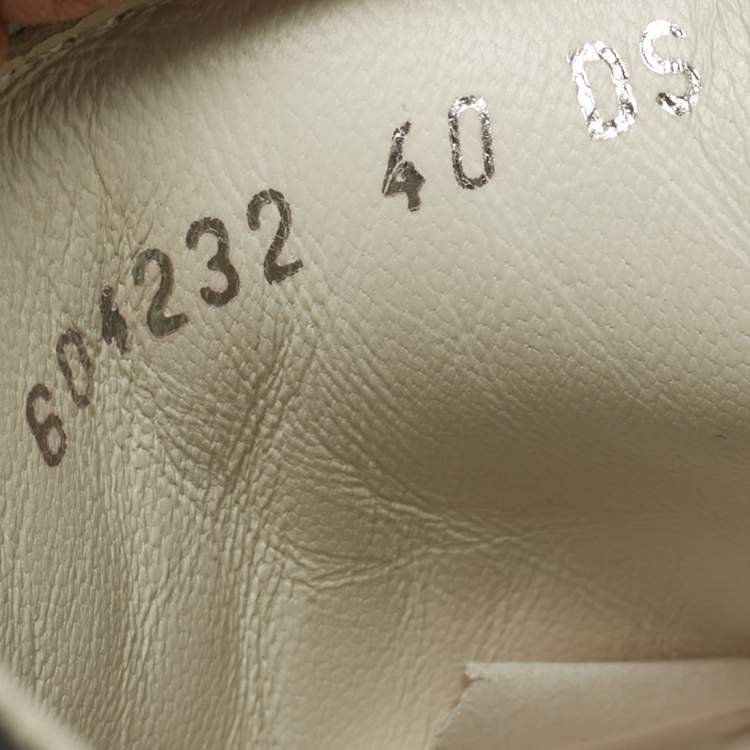 مملوكة مسبقًا Alexander McQueen White Leather Oversized Lace Up Sneakers Size 40