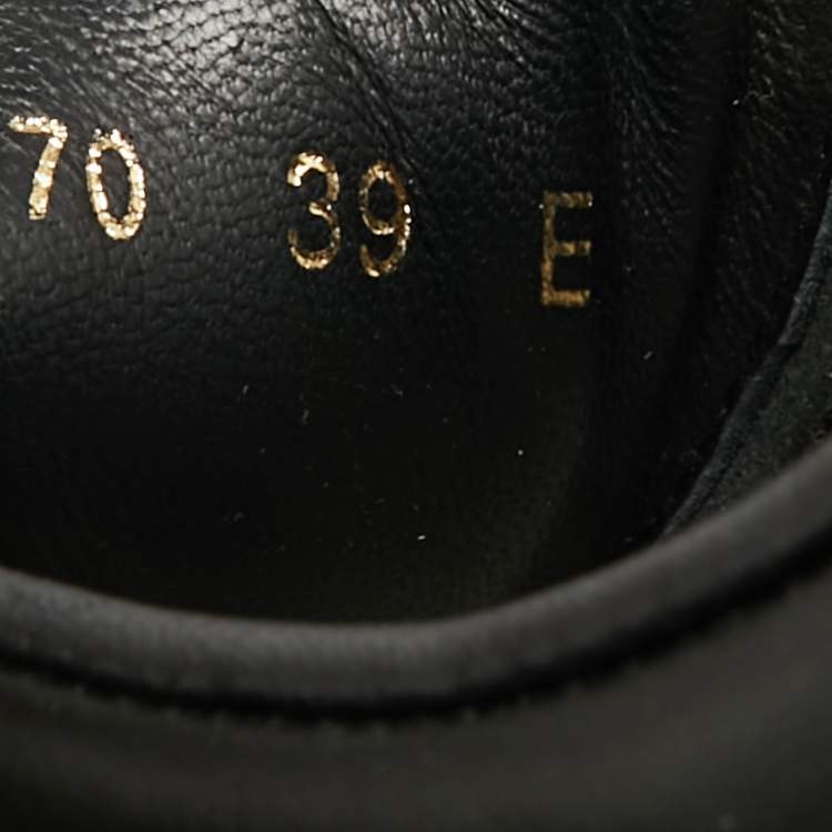 Pre Owned Alexander McQueen Oversized Size 39 Black Leather Low Top Sneakers