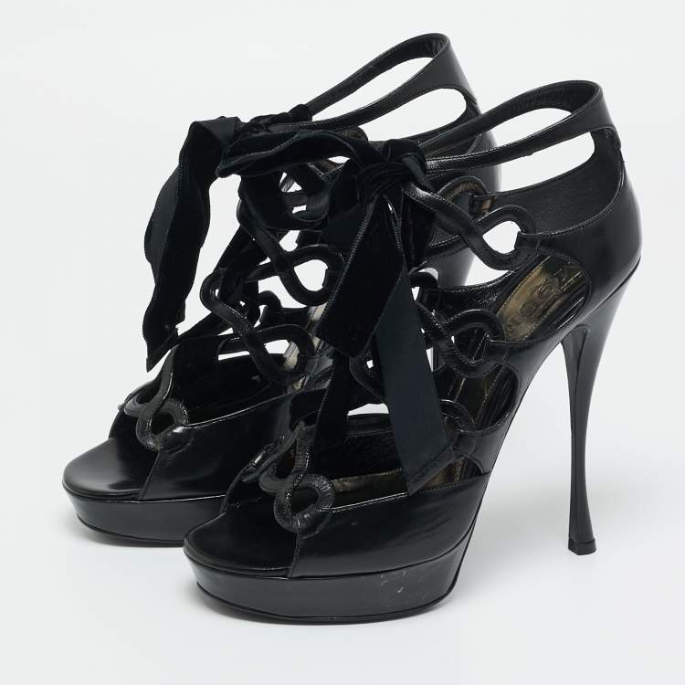 مملوكة مسبقًا Alexander McQueen Size 40 Black Leather Cut Out Platform Sandals