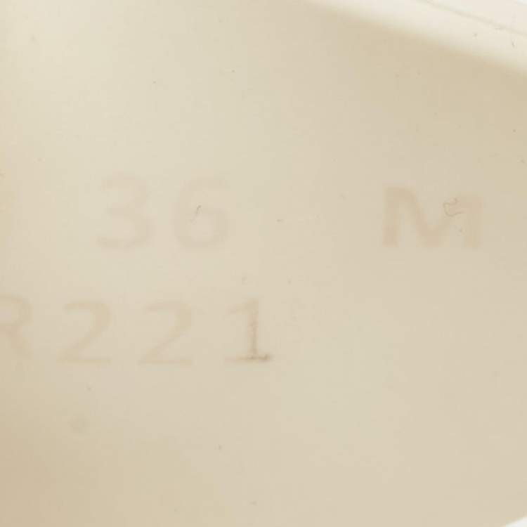 Pre Owned Alexander McQueen Hybrid Chelsea Size 36 White Rubber Flat Sandals