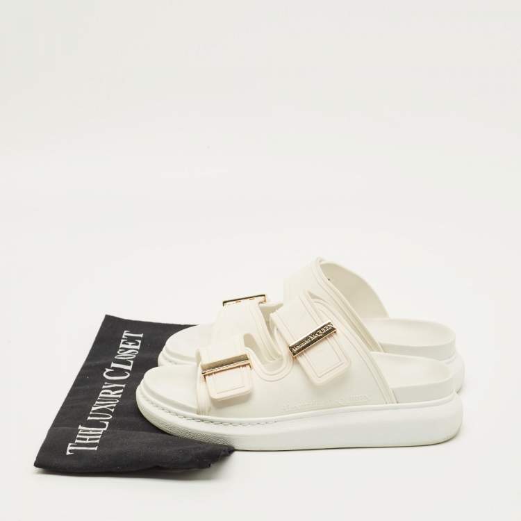 Pre Owned Alexander McQueen Hybrid Chelsea Size 36 White Rubber Flat Sandals