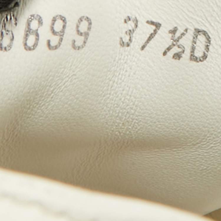 مملوكة مسبقًا Alexander McQueen Oversized Size 37.5 Cream Croc Embossed Leather Low Top Sneakers