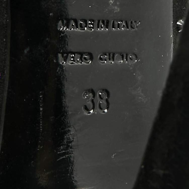 Pre Owned Alexander McQueen Heart Size 38 Black Suede Crystal Embellished Peep Toe Pumps