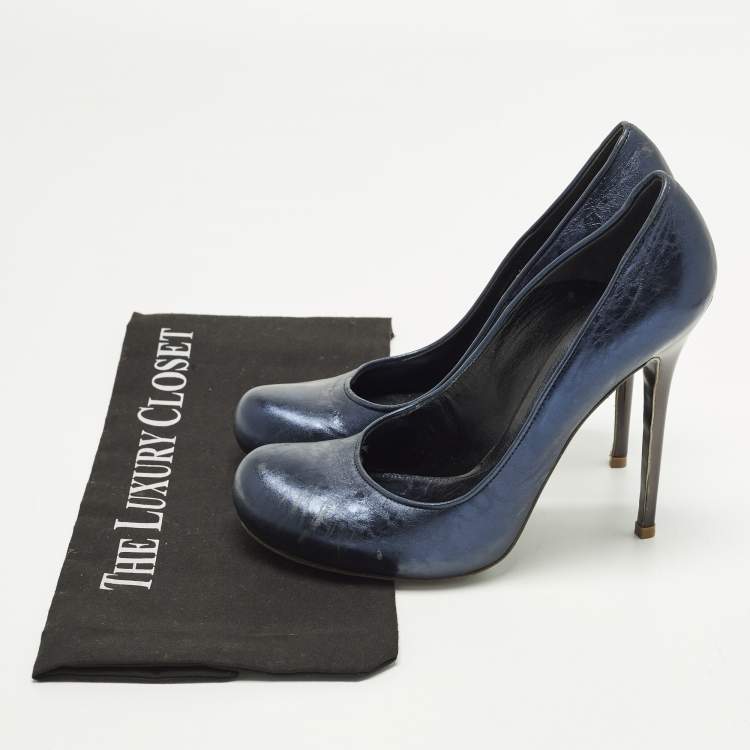 Pre Owned Alexander McQueen Size 38.5 Metallic Blue Foil Leather Round Pumps