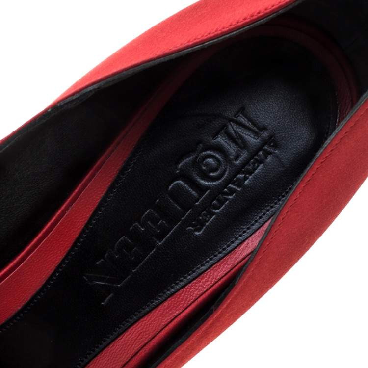 Pre Owned Alexander McQueen Red Satin Heart Peep Toe Pumps Size 41
