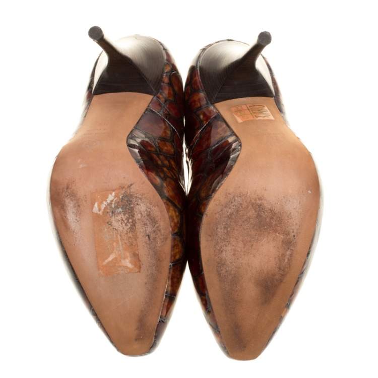 Pre Owned Alexander McQueen Two Tone Brown Tortoise Shell Embossed Patent Leather Pumps Size 37