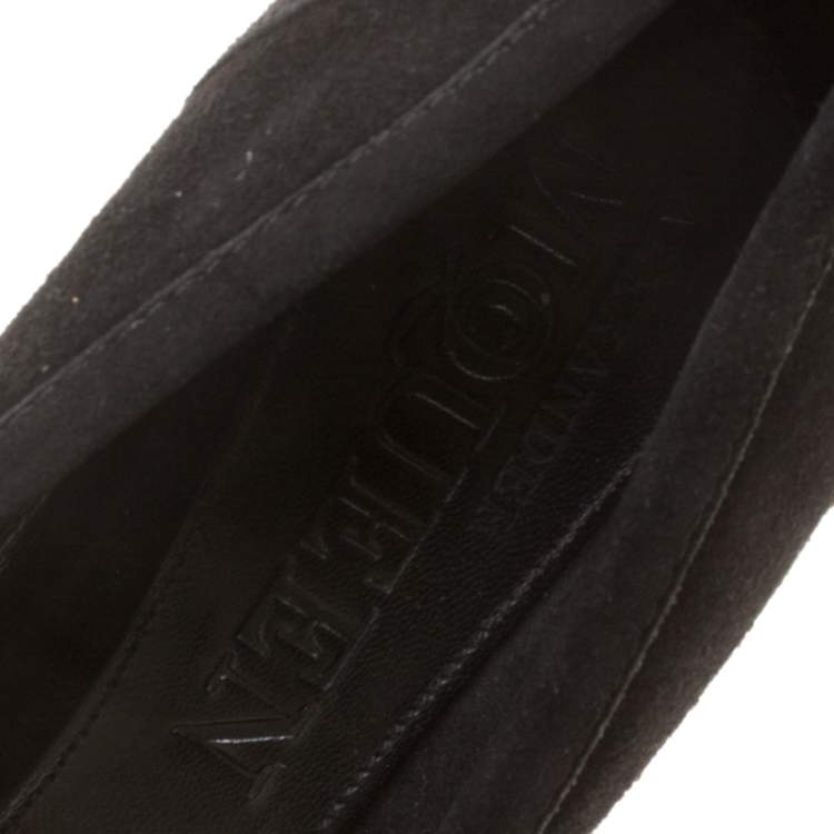 Pre Owned Alexander McQueen Black Suede Skull Detail Loafer Pumps Size 37
