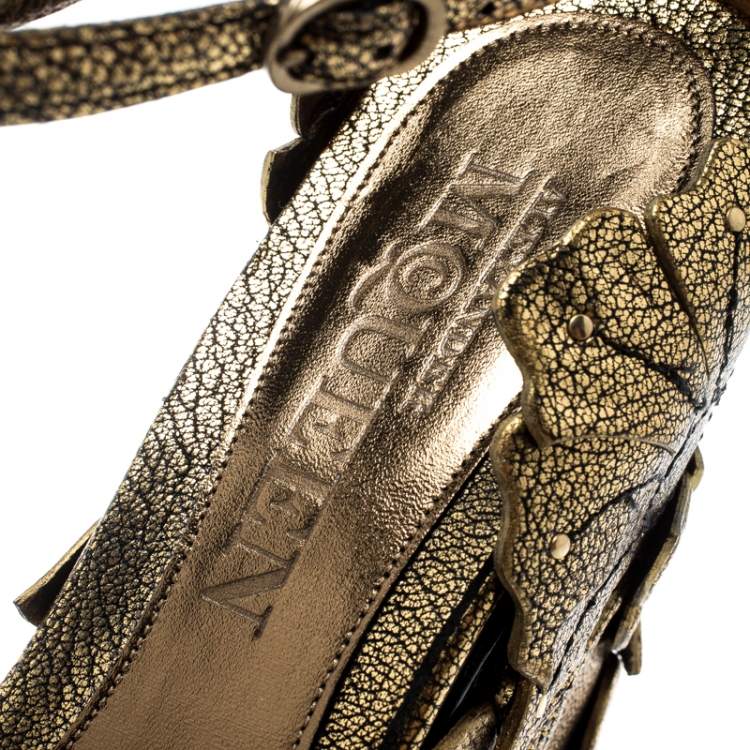 Pre Owned Alexander McQueen Metallic Gold Leather 3D Flower T-Strap Wedge Sandals Size 40