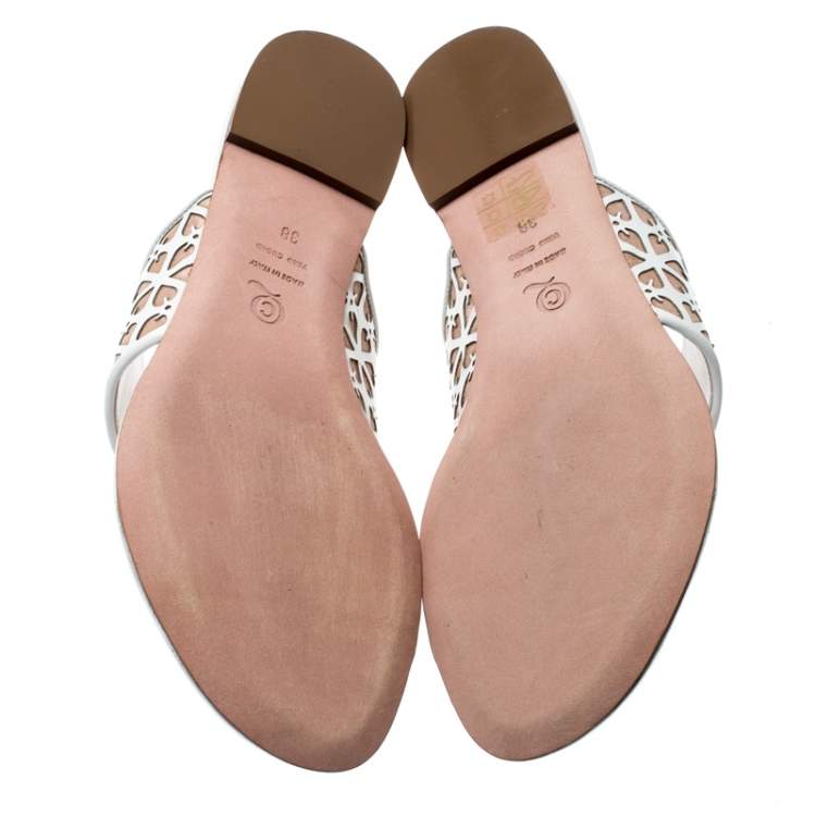 Pre Owned Alexander McQueen White/Beige Laser Cut Leather And Suede Toe Ring Flat Sandals Size 38